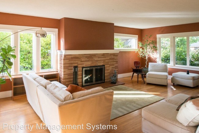 Building Photo - 4 br, 1.5 bath House - 4836 NE Alameda Street