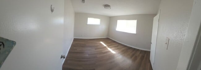 Photo - 2417 Coulee St House