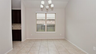 Building Photo - 4427 Aversa Dr