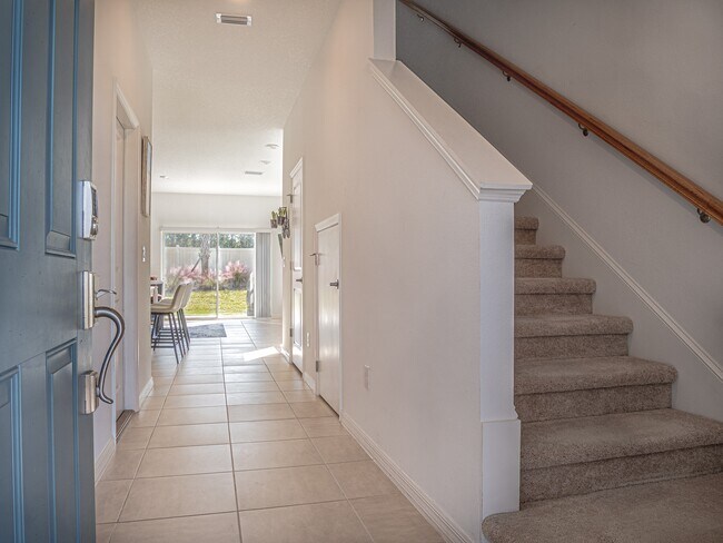 Photo - 2350 Paravane Wy House