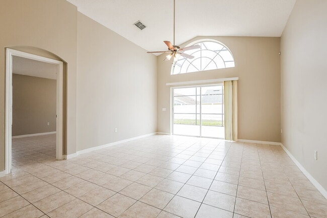 Building Photo - 4616 Falcon Ave