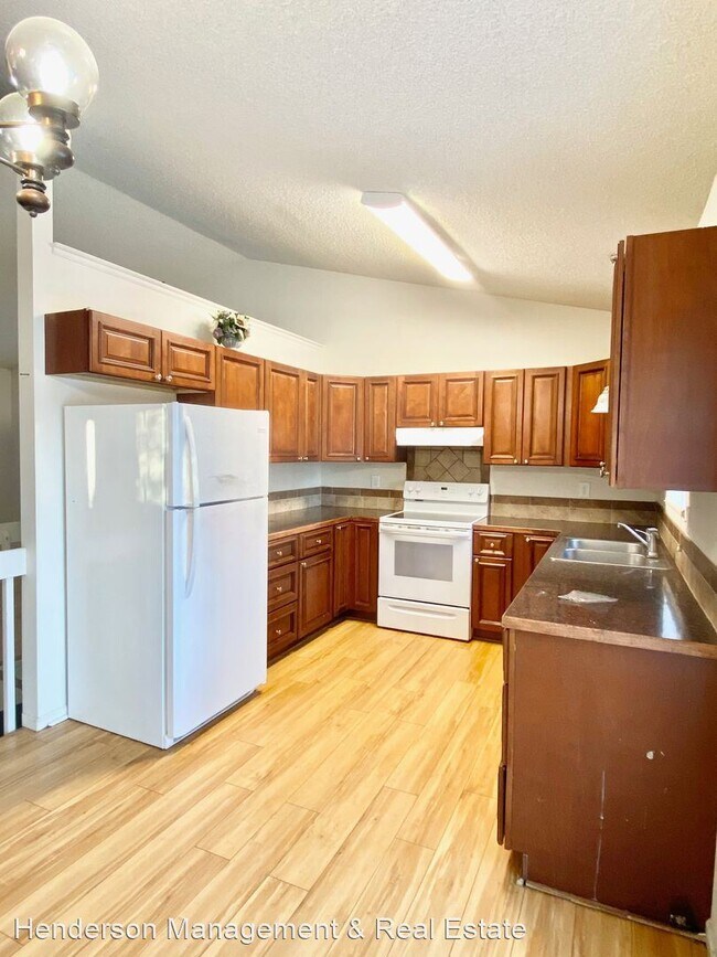 Building Photo - 2 br, 2 bath House - 2712 Hanover Dr.
