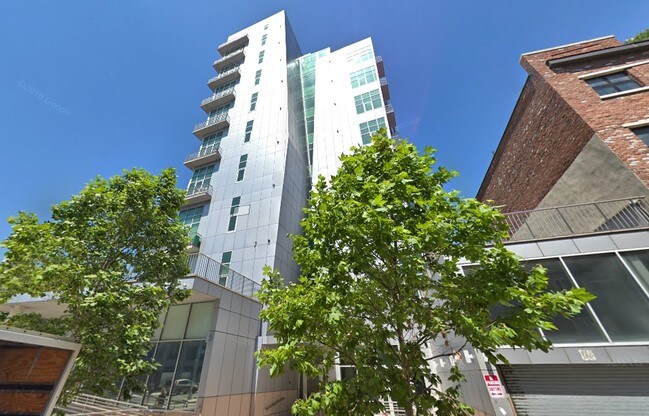 Building Photo - 467 KEAP ST