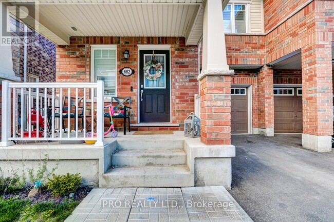Building Photo - 682 Laking Terrace