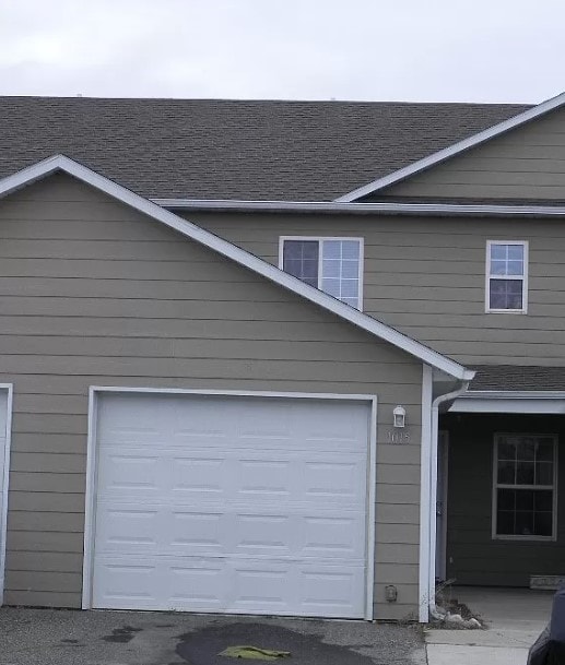 Building Photo - 1011 N River Rock Dr