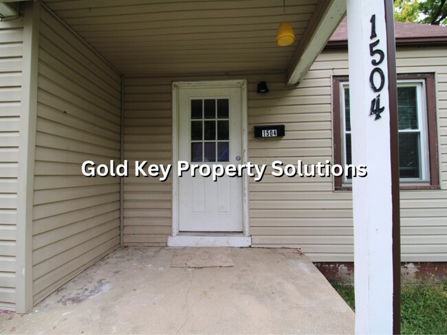 Foto del edificio - Updated 3 BR 1 BA House with Upgraded Appl...