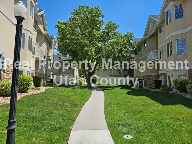Building Photo - Orem Condo 2 Bedroom 2 Bathroom
