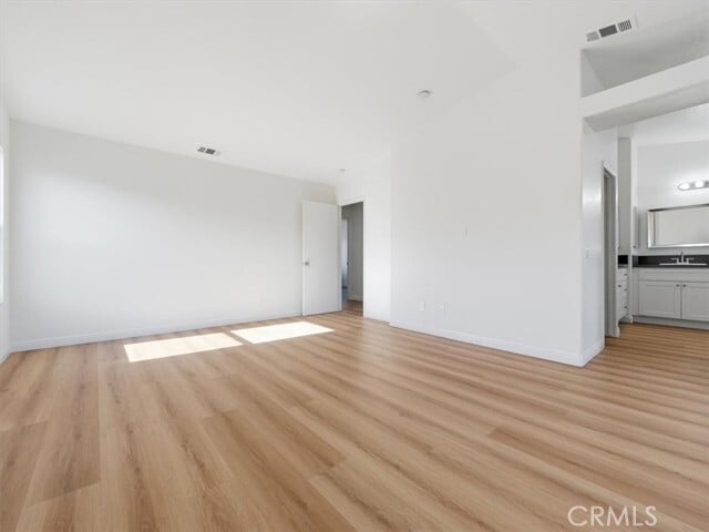 Foto del edificio - 2775 S Buena Vista Ave