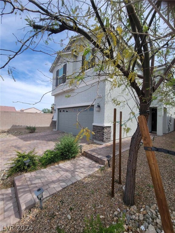 Building Photo - 5514 Autumn Cliffs Way