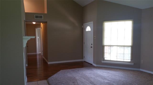 Building Photo - 1577 N Valley Pkwy
