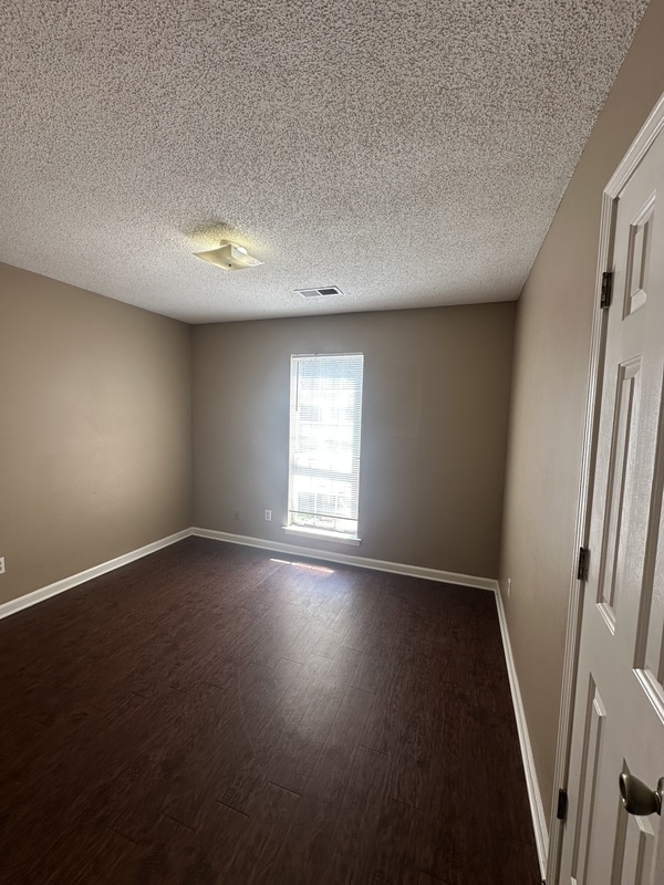 Photo - 5554 Oak Branch Cir N House
