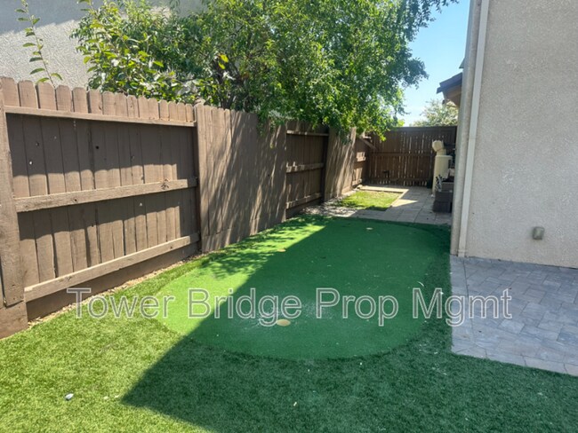 Building Photo - 5508 Copper Sunset Way