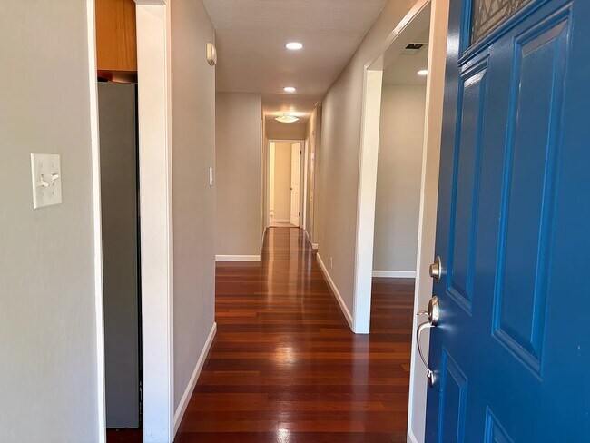 Foto del edificio - 6254 Hopi Cir