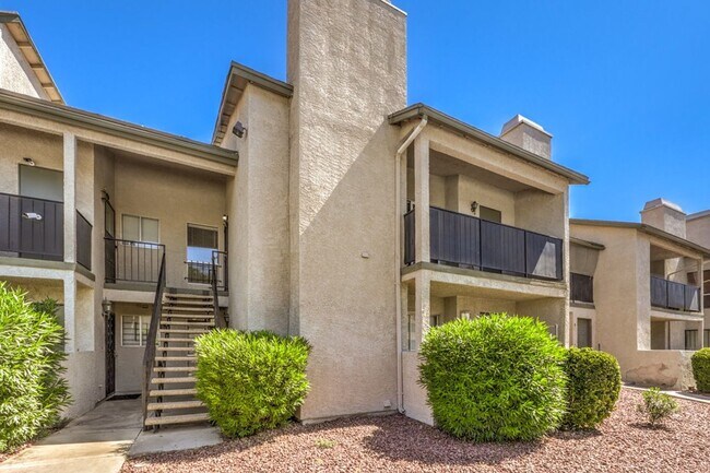 Building Photo - Charming Condo for Rent