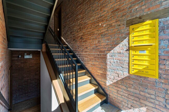 Foto del edificio - 4408 S Calumet Ave