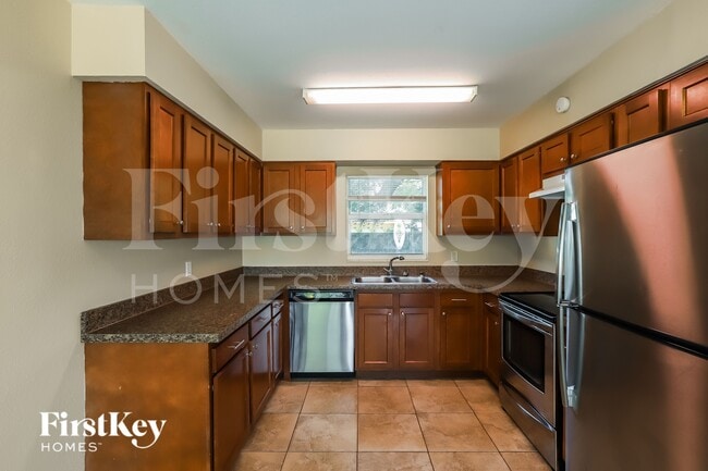 Foto del edificio - 2107 W Herman St