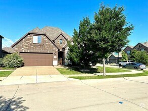 Building Photo - 2409 Grant Pk Wy