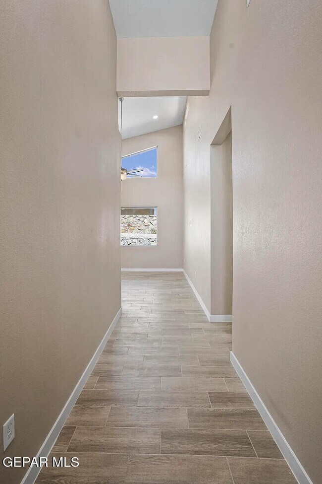 Foto del edificio - 1031 Vinton Ave