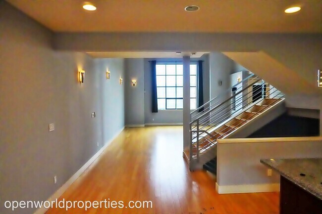 Building Photo - 3 br, 2.5 bath House - 3415 Haven Street