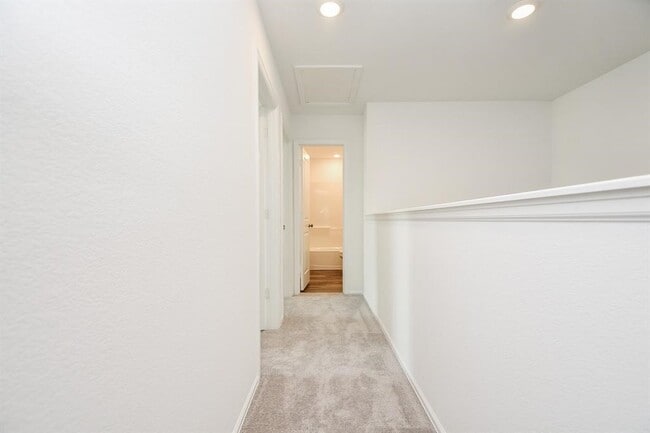 Building Photo - 2932 Tantara Dr