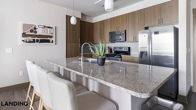 Foto del edificio - 14805 Grisby Rd