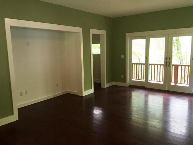 Building Photo - 2130 Hunterbrook Rd
