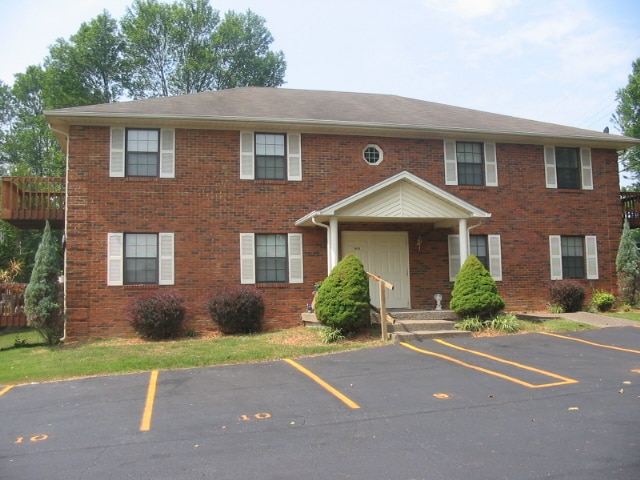 Primary Photo - 808 S Indiana Ave