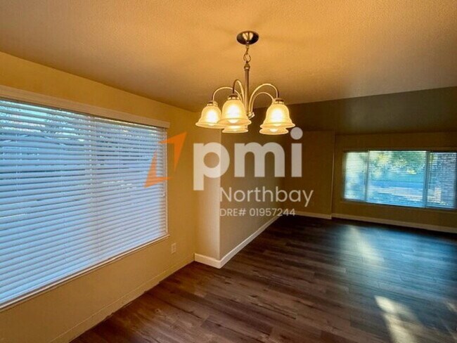 Foto del edificio - 3212 Niagara Way