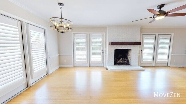Building Photo - 1306 Bar Harbor Dr