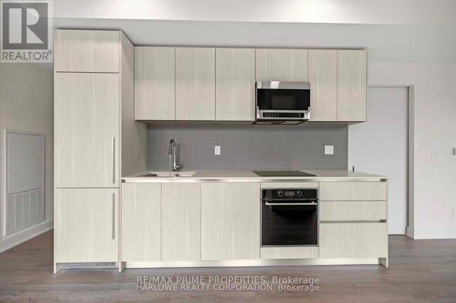 Photo du bâtiment - 8 Cumberland St