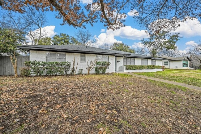 Building Photo - 12412 Veronica Rd