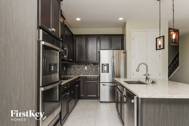 Foto del edificio - 456 Sapphire Dr