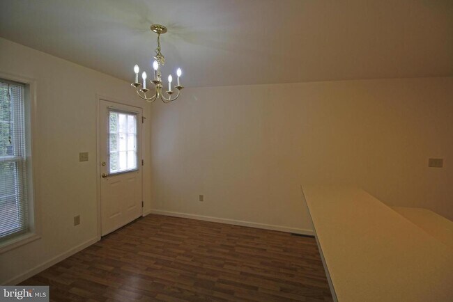 Foto del edificio - 63 N Cherry St