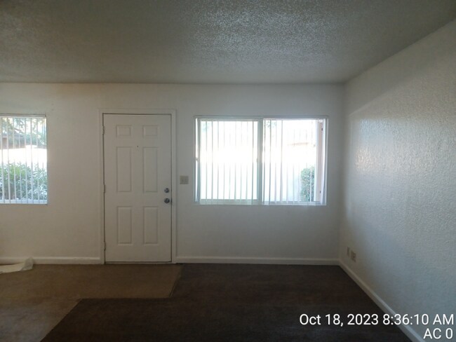 Foto del edificio - 228 W Dakota Ave