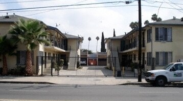 Foto del edificio - 15912-15914 S Vermont Ave