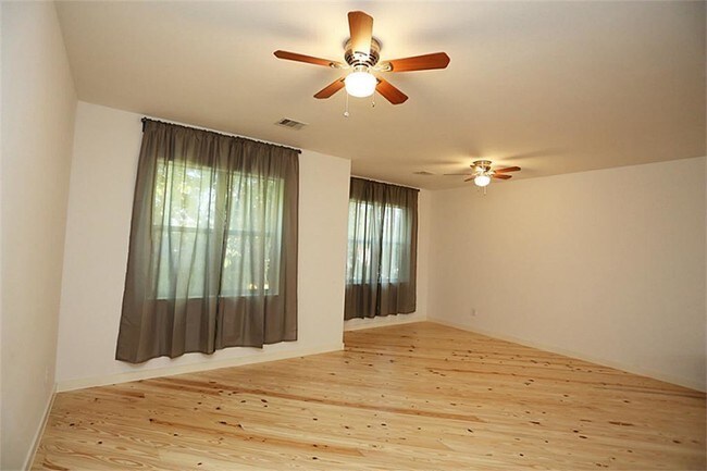 Building Photo - 4110 McKinney St