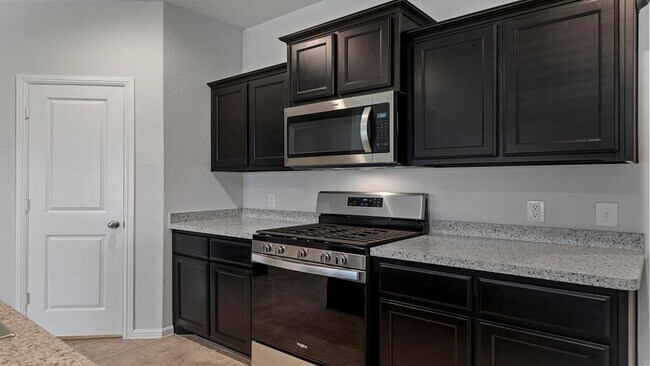 Foto del edificio - 5908 Harvey Gap Ln