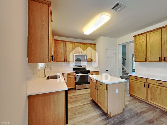 Building Photo - 4 br, 3 bath House - 1017 Chardonnay Xing