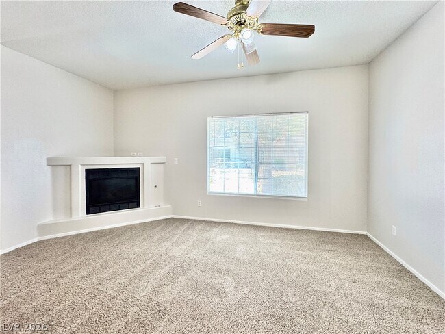 Foto del edificio - 6801 Squaw Mountain Dr