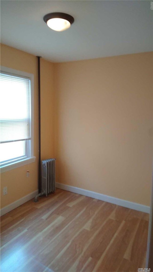 Building Photo - 17 E Atlantic Ave