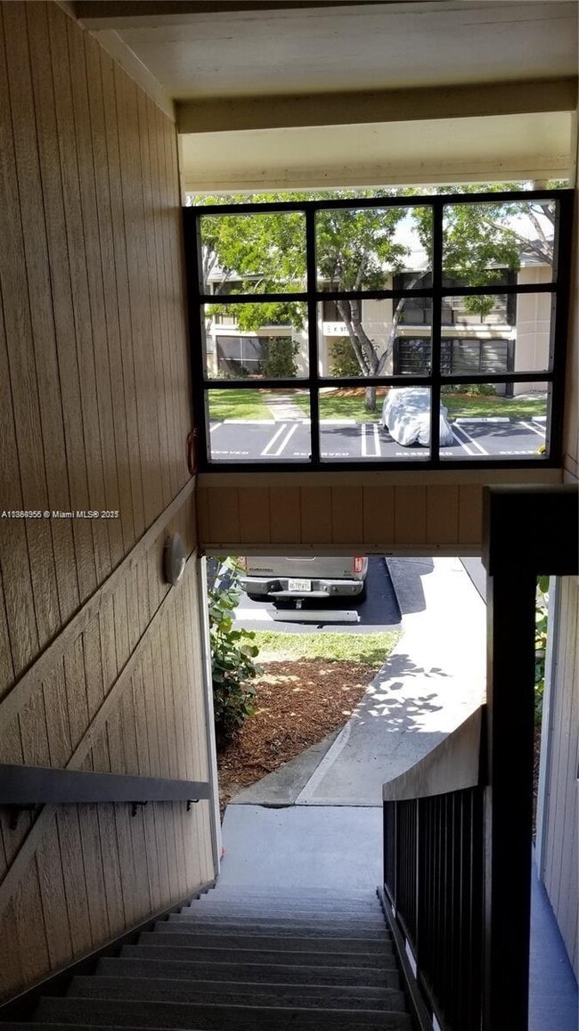 Building Photo - 9717 Hammocks Blvd