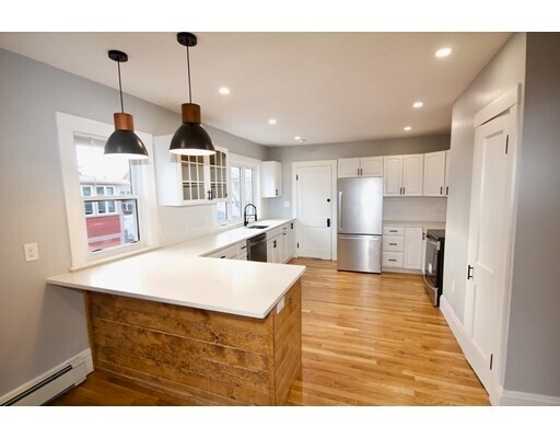Foto principal - 38-38A Cleveland St