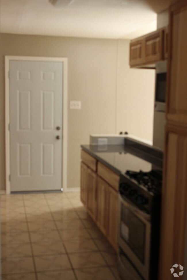 Building Photo - 2583 Wood Valley Dr
