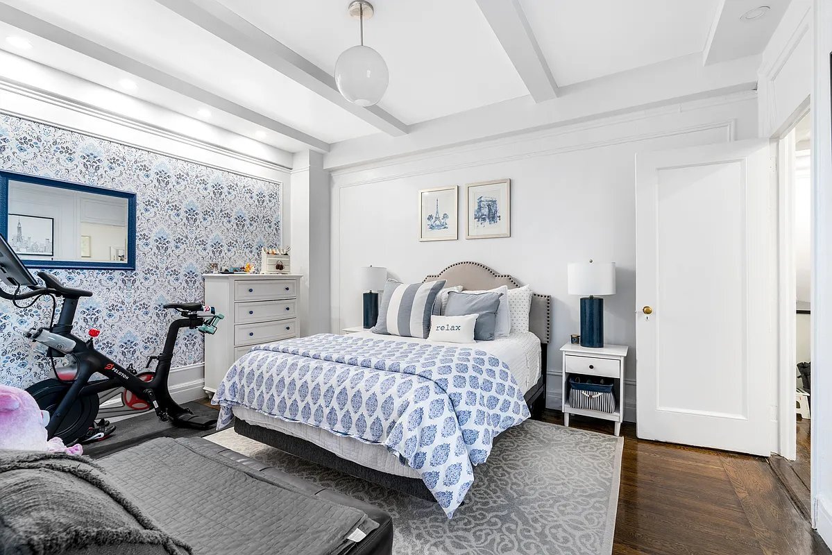 Foto principal - 157 E 72nd St