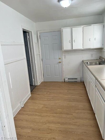 Building Photo - 2003 Byrd St