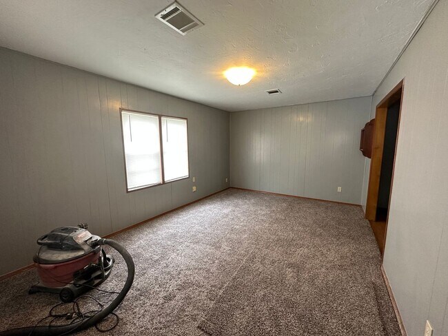 Foto del edificio - 6109 SE 5th St