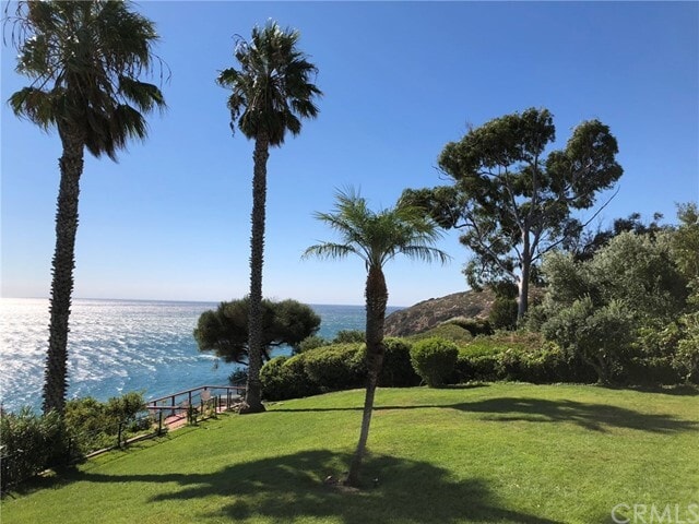 Building Photo - 29130 Cliffside Dr