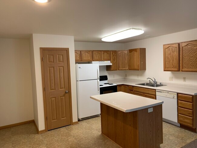 Building Photo - 4729 Southridge Ct