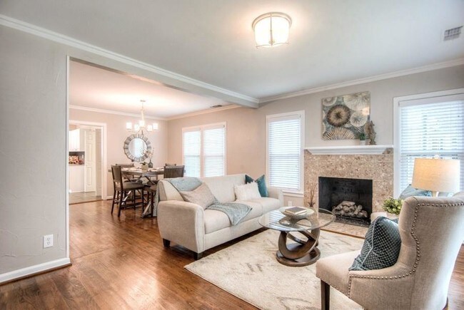 Foto del edificio - 3215 Homer St