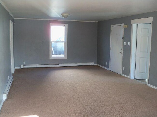 Foto del edificio - 5 bedroom in Billings MT 59101